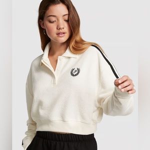 REVERSE FLEECE CROPPED POLO SWEATSHIRT
Size XXL